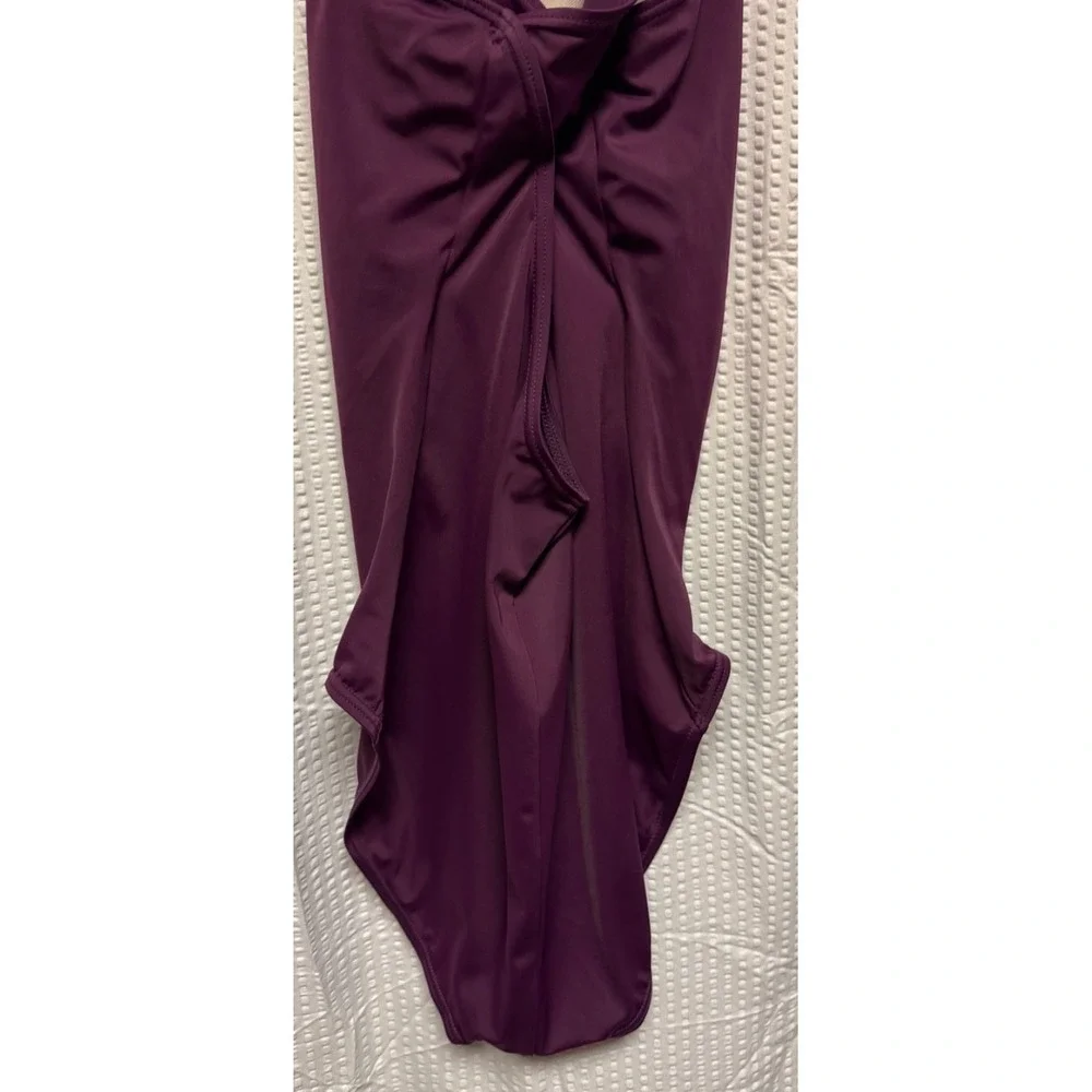 Balera Women's Athletic Racer Back One-Piece Purple Swimsuit SZ Large
